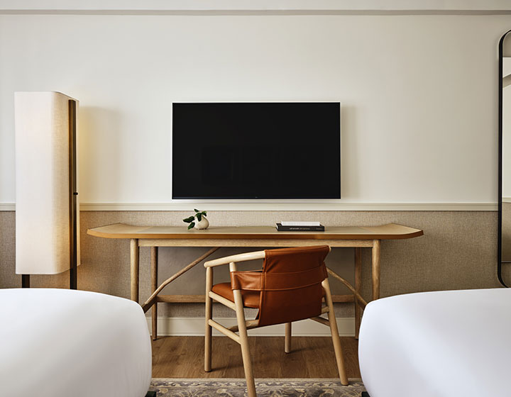 kimpton Ashbel entertainment center